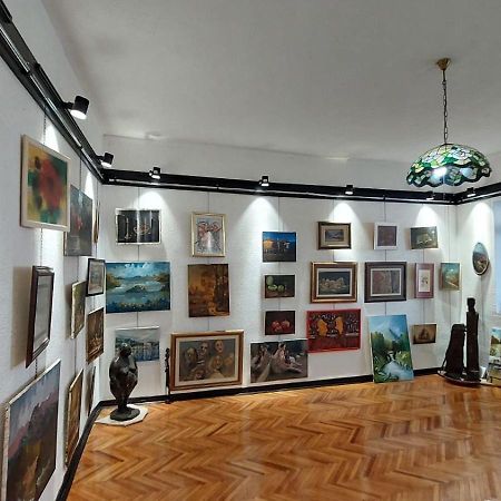 Heart Of Old Town Guesthouse Podgorica Bagian luar foto