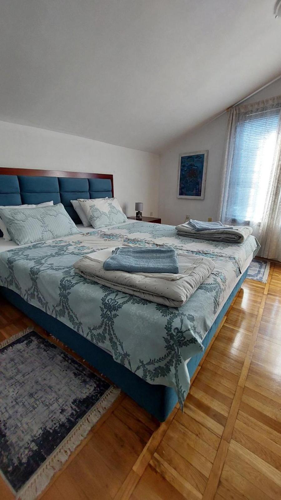 Heart Of Old Town Guesthouse Podgorica Bagian luar foto